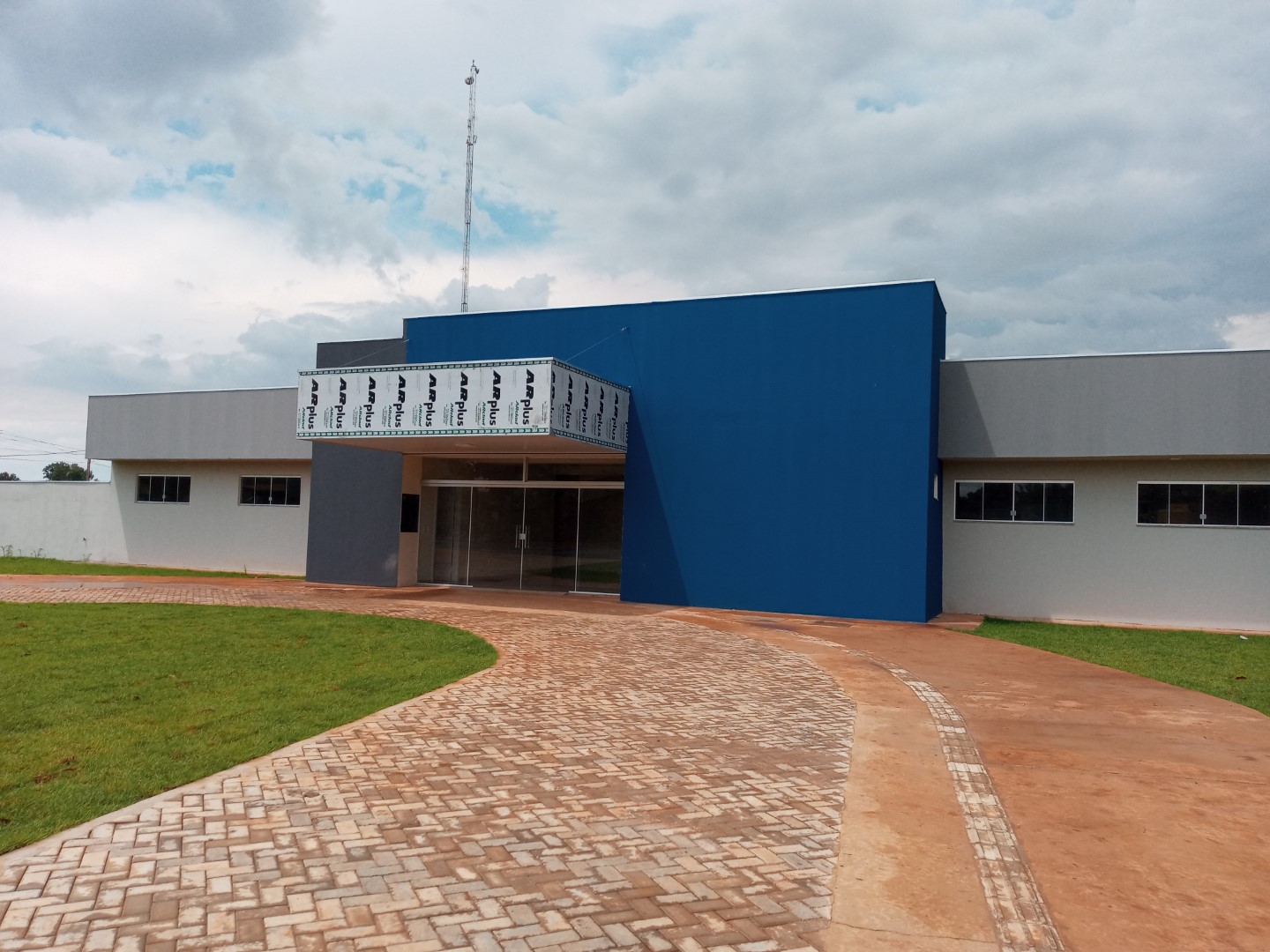 Construção da Unidade de Saúde Familiar Governador Dante de Oliveira ...